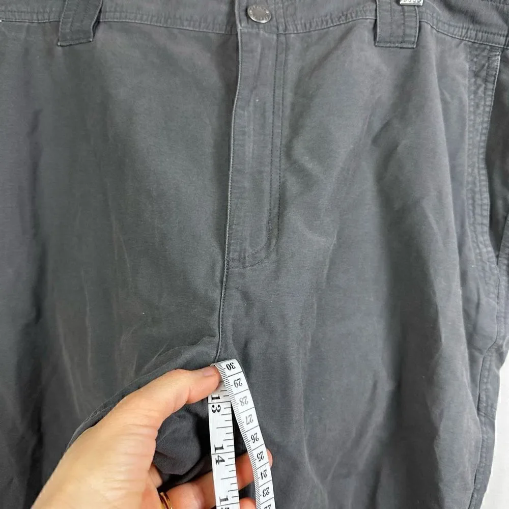 Columbia sports Omni-shield gray outdoor men’s cargo pants size 40